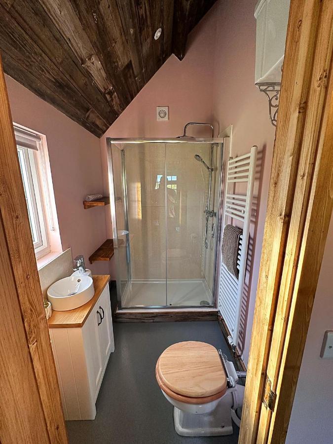 Lake View Lodges Long Melford Extérieur photo