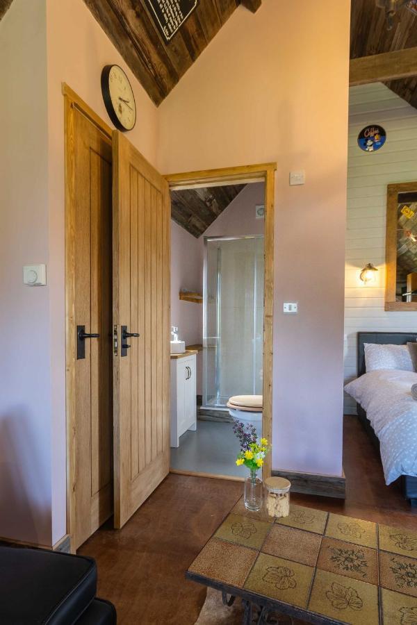 Lake View Lodges Long Melford Extérieur photo